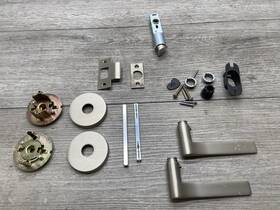 00.pa Omnia 364/00.pa/15 Passage Door Lever Set Read