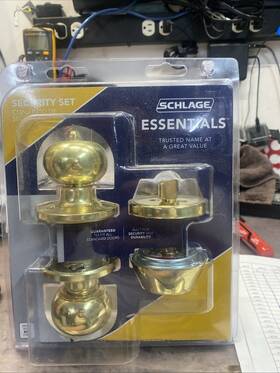 Vc60 Schlage 043156098828 Bright Brass 605 Single Cylinder Deadbolt And Keyed Entry Pack