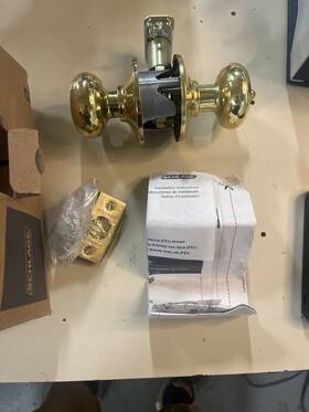 F51aply505 Schlage 043156399611 Plymouth Keyed Entry Door Knob Set - Lifetime Polished Brass