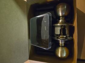 1537204 Schlage Privacy Locking Latch Door Handle Set