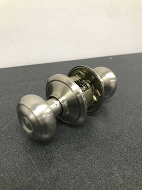 F10geo619 Schlage Georgian Passage Door Knob Set - Satin Nickel