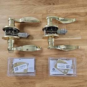 F40vacc605 Schlage Lot Of 2 Bed/bath Bright Brass Finish Universal Door Levers For Parts