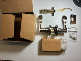 F07m111 Unknown Came From Amzn Never Used Door Lever Handle Set Kit Privacy No Lock Indoor Polished Chrome Solid New Box