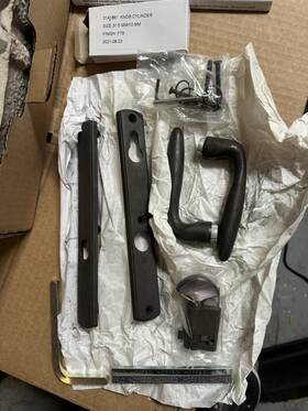 M151vk Verona Hoppe M151vk/2165n Non Locking Dummy Pair Matte Black New Free Shipping