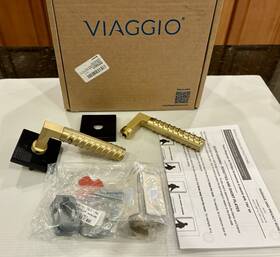 603056 Viaggio Quadrato Rosette Satin Black Privacy With Brass Contempo Rebar Lever