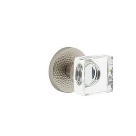 624725 Viaggio Satin Nickel Circolo Hammered Rosette Quadrato Crystal Knob Single Du