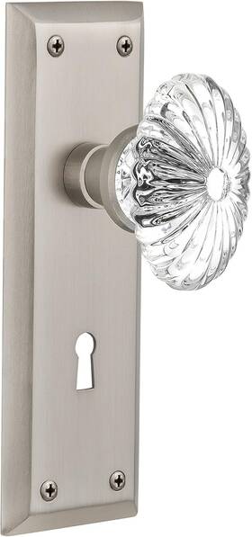 712128 Warehouse New York Plate With Keyhole Oval Fluted Crystal Glass Knob Privacy
