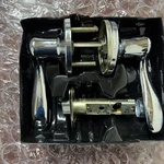 Kwikset Tustin Hall/closet Lever Polished Chrome Dummy Handle. Fixed Price $25.00.