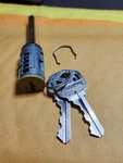 Kwikset Smartkey Deadbolt Cylinder Replacement 2 Keys - Gold/brass 83373. Fixed Price $20.00.