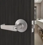 Toledo Segovia Satin Nickel Keyed Entry Door Lever Handleset Grade Iii 3 Keys. Fixed Price $25.00.