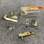 Kwikset 92001-584 Ladera Passage Lever, Satin Nickel, Interior Door Handle. Fixed Price $17.00.