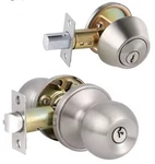 Entry Door Knob And Deadbolt Set Satin Nickel Single Cylinder Nib. Fixed Price $12.97.