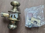 Schlage F40-PLY Plymouth Privacy Lock Door Knob Set Brass. Fixed Price $19.99.