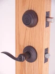 Kwikset Tustin Keyed Entry Lever Deadbolt Venetian Bronze 991TNL11P #8LE. Fixed Price $31.99.