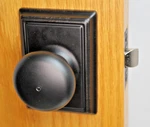Schlage Plymouth Privacy Knob Aged Bronze F40PLY716ADD #983. Fixed Price $10.49.