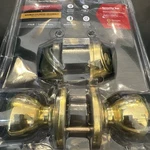 Kwikset Tylo Polished Brass Entry Door Knob And Dbl Cyl Deadbolt 96950-163. Fixed Price $17.00.