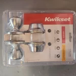 Kwikset Entry Knob With Single Cylinder Deadbolt Pack Satin Chrome 96950-162. Fixed Price $20.00.