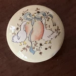 Belwith Marmalade Geese Round Knobs P552-ML. Nos Vintage Farmhouse (lot Of 10). Fixed Price $35.00.