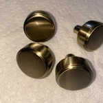 Creations By Alno Solid Brused Nickel 1/8 Knob Satin Drawer Pull WHR042. Fixed Price $9.99.