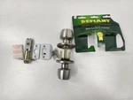 Defiant 332-232 Passage Door Knob Hall Closet Non-locking Satin Silver Interior. Fixed Price $10.50.