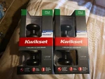 Kwikset Hall And Closet Door Knob X2 #97200-790 Venetian Bronze New!. Fixed Price $14.95.