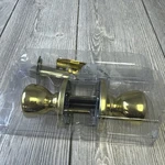 Kwikset Hall/closet Passage Non Locking Door Knob Brass. Fixed Price $7.95.