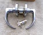 Falcon T521BD Qua 626 T- Comerical Office Door Lock Latch Handle Lever Knob: M32. Fixed Price $34.95.