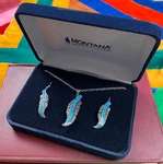 Montana Silversmiths Box Set Feathers Necklace Earrings Silver-tone Blue JS1320. Fixed Price $40.00.