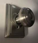 Schlage Lock Company Georgian Knob Non-turning Satin Nickel F170GEO619 Add. Fixed Price $13.25.