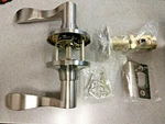 Ultra Hardware Lexington Wave Passage Lever Set # 82192 US15. Fixed Price $9.95.