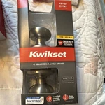 Kwikset Keyed Entry Door Knob Satin Nickel Smartkey Microban Security. Fixed Price $18.00.