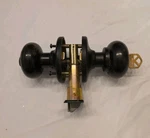 Kwikset Hancock Keyed Entry Door Knob Smartkey Venetian Bronze Matte Black. Fixed Price $18.95.