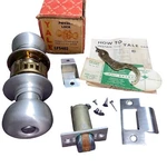 Vintage Door Knob Yale LF5402 Heavy Duty Privacy Lock LY43-US28 2-3/4 Backset. Fixed Price $39.93.