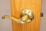 Schlage Flair Privacy Lever Polished Brass F40VFLA605 #9B4. Fixed Price $11.99.