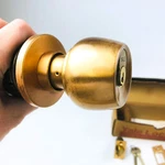 Yale Storeroom Closet Door Knob Lockset BR5405 X1210 US10 Satin Bronze New Nos. Fixed Price $49.49.