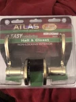 Atlas Hall & Closet Non-locking Shiny Gold Levers. Fixed Price $6.00.